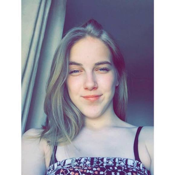 Meet your Posher, Hayley - Picture 1 of 1